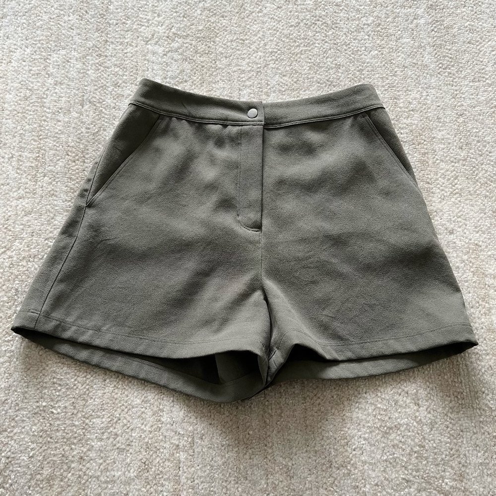 Aritzia Wilfred Free High Rise Shorts 4
